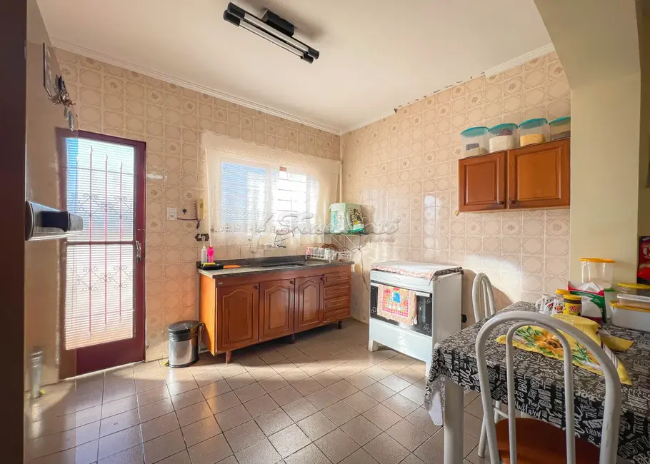 Casa com 4 quartos à venda, 159m2 em Jardim Casa Grande, Itapetininga - SP - imagem 5 Foto 5 de Casa com 4 quartos à venda, 159m2 em Jardim Casa Grande, Itapetininga - SP