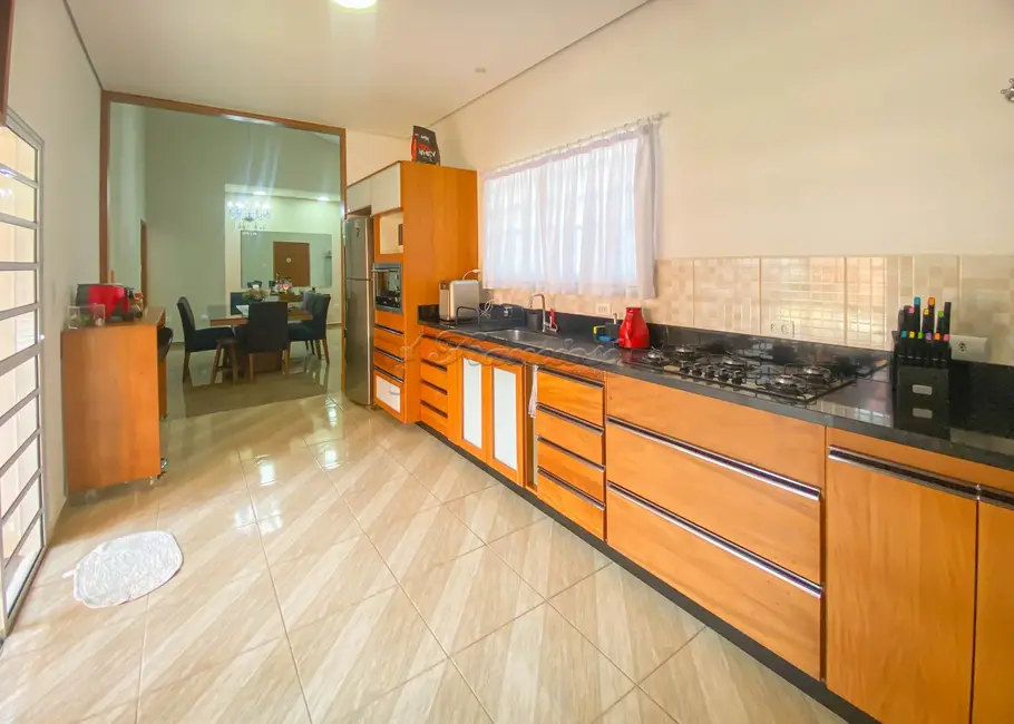 Foto 5 de Casa de Condomínio com 4 quartos à venda, 166m2 em Terras de Santo Antônio, Itapetininga - SP