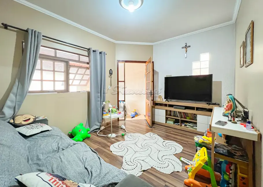 Casa com 3 quartos à venda, 115m2 em Jardim Alvorada, Itapetininga - SP - imagem 2 Foto 2 de Casa com 3 quartos à venda, 115m2 em Jardim Alvorada, Itapetininga - SP