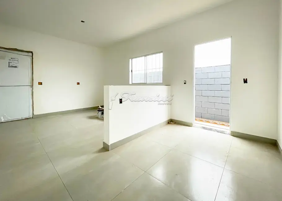 Foto 2 de Casa com 2 quartos à venda, 53m2 em Vila Belo Horizonte, Itapetininga - SP