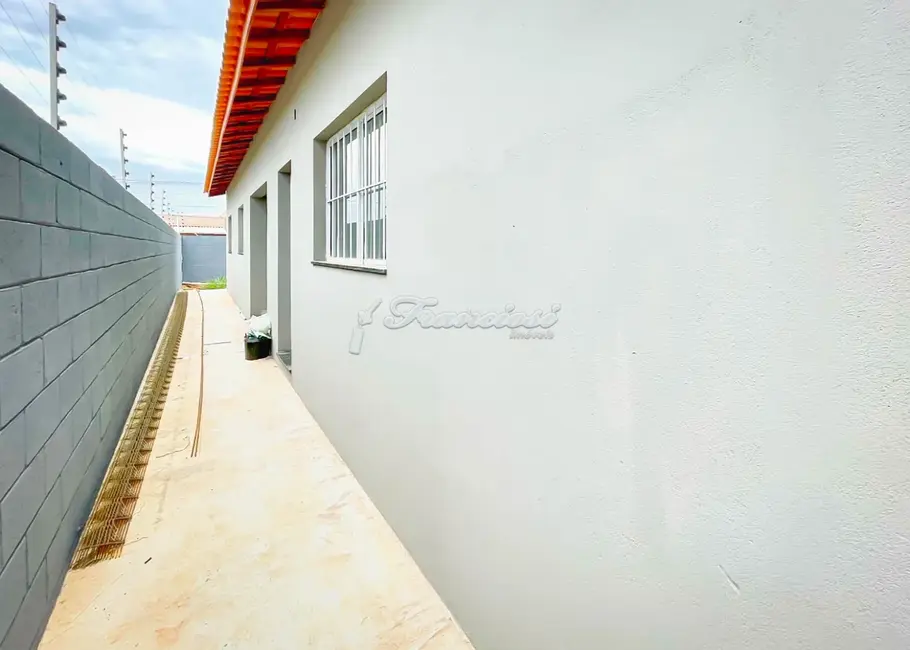 Foto 8 de Casa com 2 quartos à venda, 53m2 em Vila Belo Horizonte, Itapetininga - SP