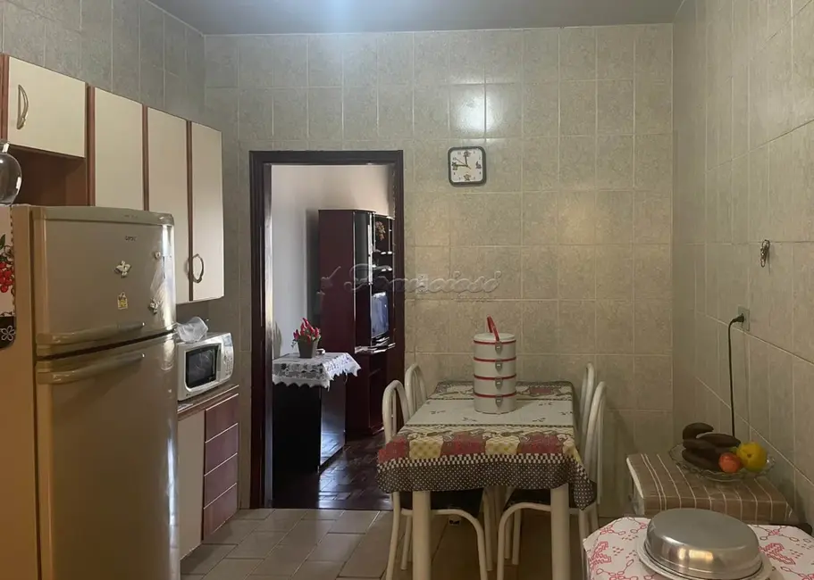 Foto 2 de Casa com 2 quartos à venda, 134m2 em Centro, Itapetininga - SP