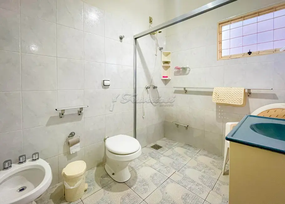 Foto 5 de Casa com 2 quartos à venda, 202m2 em Vila Maria, Itapetininga - SP