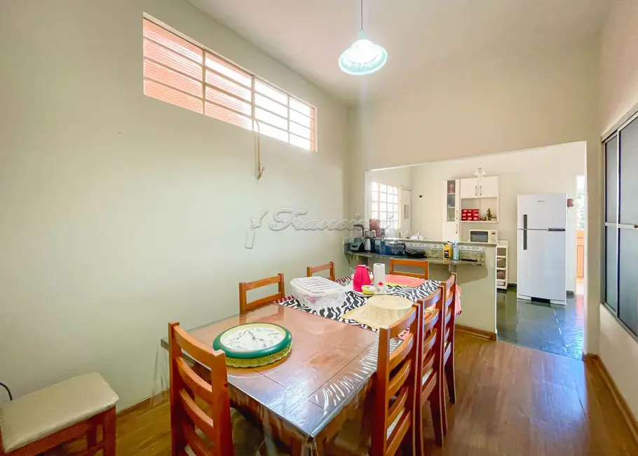 Foto 6 de Casa com 2 quartos à venda, 202m2 em Vila Maria, Itapetininga - SP