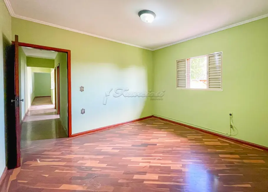 Casa com 2 quartos à venda, 161m2 em Vila Asem, Itapetininga - SP - imagem 1 Foto 1 de Casa com 2 quartos à venda, 161m2 em Vila Asem, Itapetininga - SP
