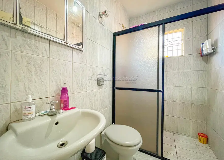 Casa com 2 quartos à venda, 154m2 em Vila Asem, Itapetininga - SP - imagem 3 Foto 3 de Casa com 2 quartos à venda, 154m2 em Vila Asem, Itapetininga - SP