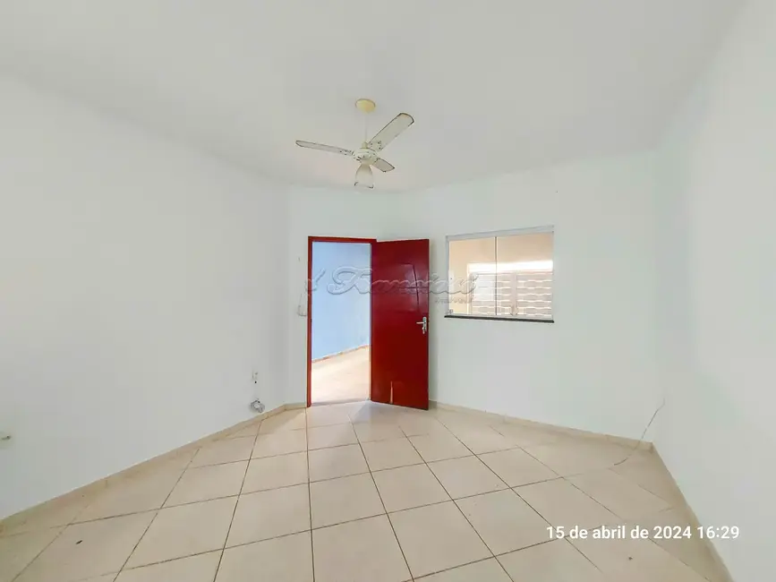 Casa com 2 quartos à venda, 95m2 em Jardim Monte Santo, Itapetininga - SP - imagem 2 Foto 2 de Casa com 2 quartos à venda, 95m2 em Jardim Monte Santo, Itapetininga - SP