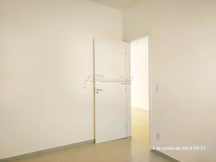 Foto 8 de Casa de Condomínio com 2 quartos para alugar, 141m2 em Itapetininga - SP