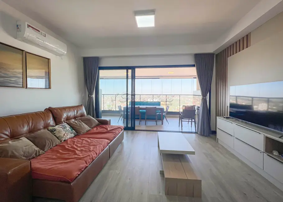 Apartamento com 3 quartos à venda, 183m2 em Centro, Itapetininga - SP - imagem 6 Foto 6 de Apartamento com 3 quartos à venda, 183m2 em Centro, Itapetininga - SP
