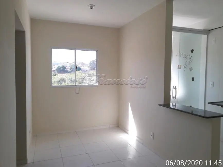Foto 2 de Apartamento com 2 quartos à venda, 44m2 em Itapetininga - SP
