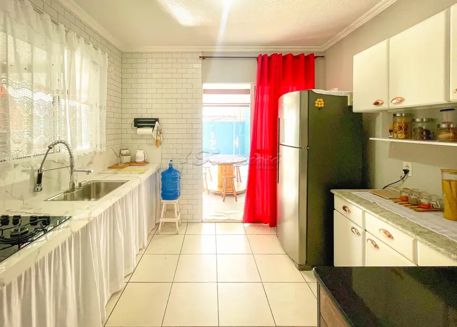 Casa de Condomínio com 2 quartos à venda, 49m2 em Vila Progresso, Itapetininga - SP - imagem 3 Foto 3 de Casa de Condomínio com 2 quartos à venda, 49m2 em Vila Progresso, Itapetininga - SP