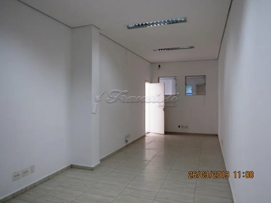 Loja com 2 quartos à venda, 274m2 em Centro, Itapetininga - SP - imagem 6 Foto 6 de Loja com 2 quartos à venda, 274m2 em Centro, Itapetininga - SP