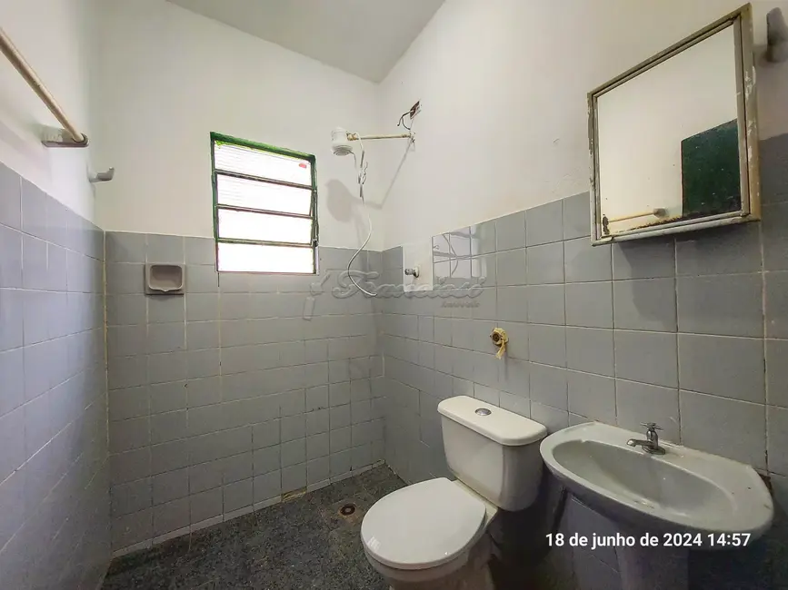 Casa com 2 quartos para alugar, 72m2 em Vila Nastri, Itapetininga - SP - imagem 2 Foto 2 de Casa com 2 quartos para alugar, 72m2 em Vila Nastri, Itapetininga - SP