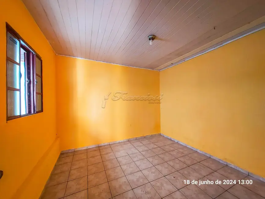 Foto 4 de Casa com 1 quarto para alugar, 39m2 em Vila Rio Branco, Itapetininga - SP