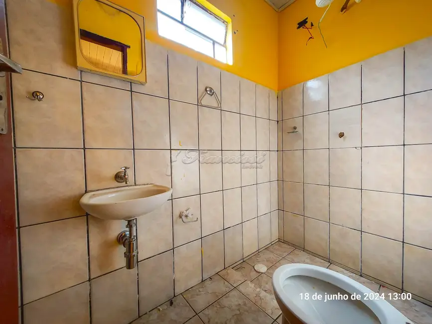 Foto 3 de Casa com 1 quarto para alugar, 39m2 em Vila Rio Branco, Itapetininga - SP