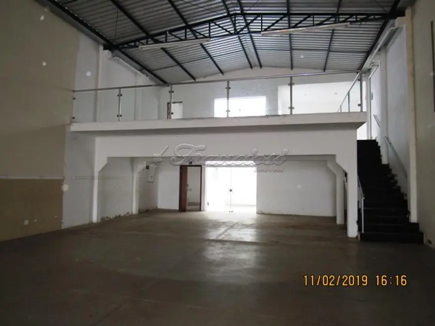 Foto 2 de Sala Comercial para alugar, 406m2 em Vila Popular, Itapetininga - SP