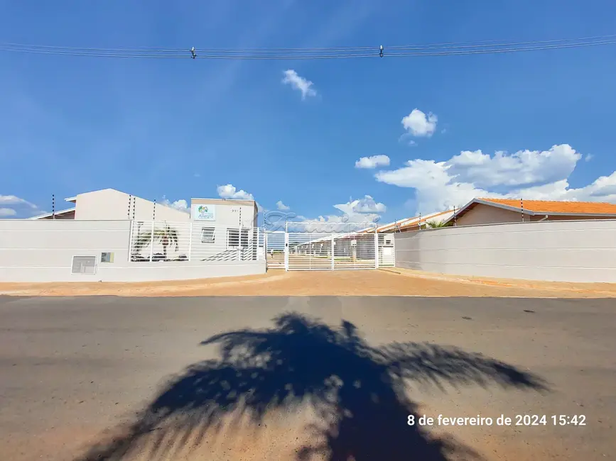 Foto 1 de Casa de Condomínio com 2 quartos para alugar, 96m2 em Itapetininga - SP