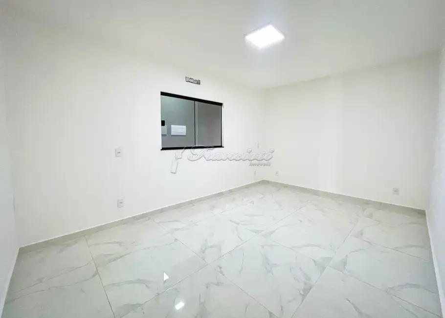 Foto 4 de Casa com 3 quartos à venda, 177m2 em Vila José Salem, Itapetininga - SP
