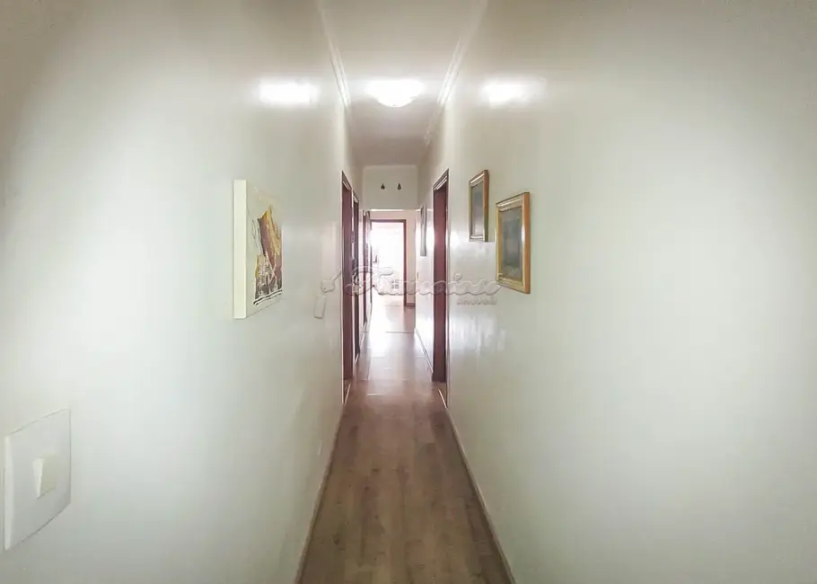 Casa com 3 quartos à venda, 231m2 em Itapetininga - SP - imagem 5 Foto 5 de Casa com 3 quartos à venda, 231m2 em Itapetininga - SP