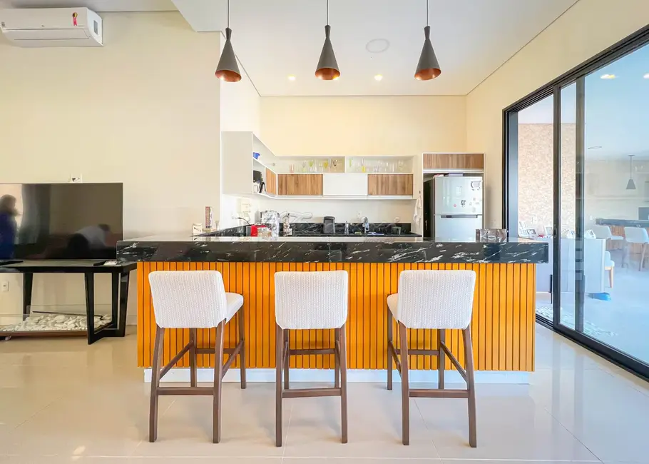 Foto 5 de Casa de Condomínio à venda, 202m2 em Jardim Colombo, Itapetininga - SP