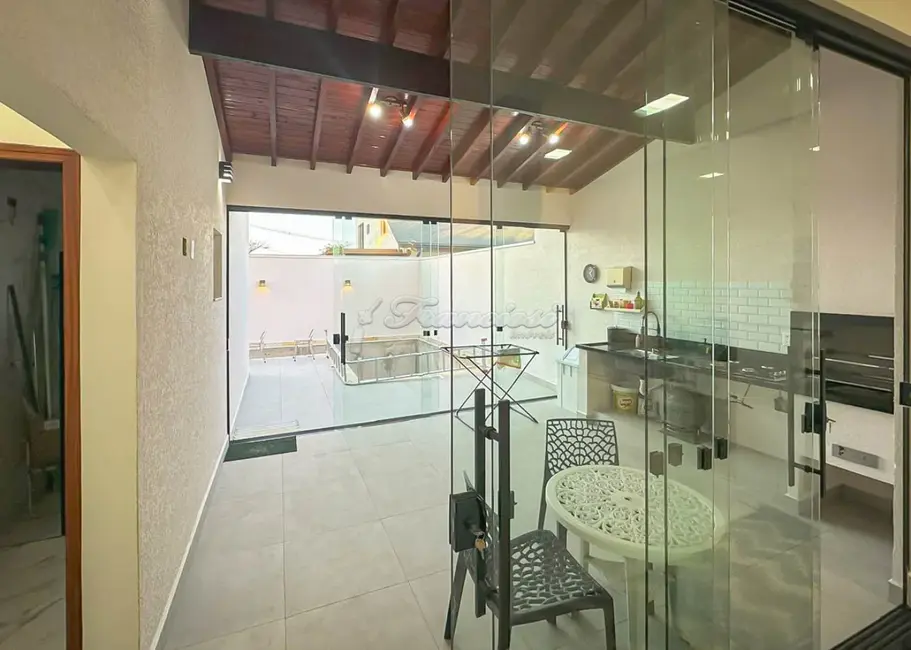 Casa de Condomínio à venda, 222m2 em Terras de Santo Antônio, Itapetininga - SP - imagem 5 Foto 5 de Casa de Condomínio à venda, 222m2 em Terras de Santo Antônio, Itapetininga - SP
