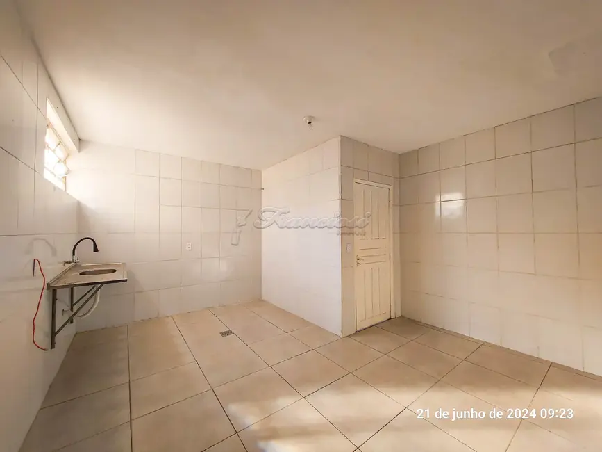 Casa com 3 quartos para alugar, 153m2 em Centro, Itapetininga - SP - imagem 4 Foto 4 de Casa com 3 quartos para alugar, 153m2 em Centro, Itapetininga - SP