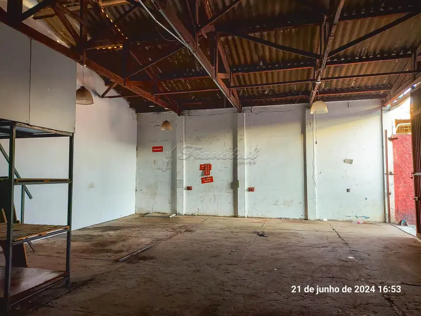 Foto 5 de Sala Comercial para alugar, 289m2 em Centro, Itapetininga - SP