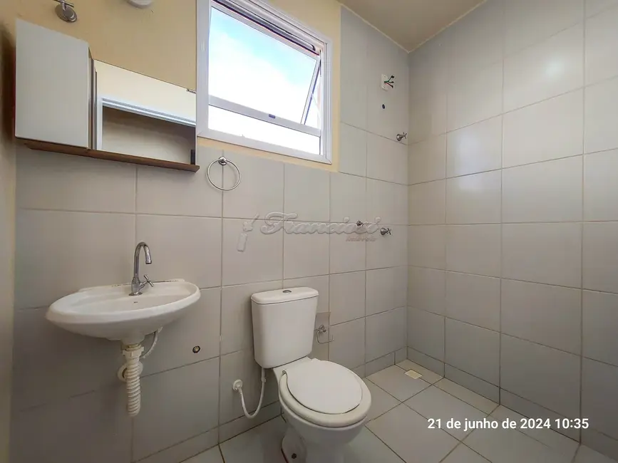 Casa com 2 quartos para alugar, 150m2 em Itapetininga - SP - imagem 6 Foto 6 de Casa com 2 quartos para alugar, 150m2 em Itapetininga - SP