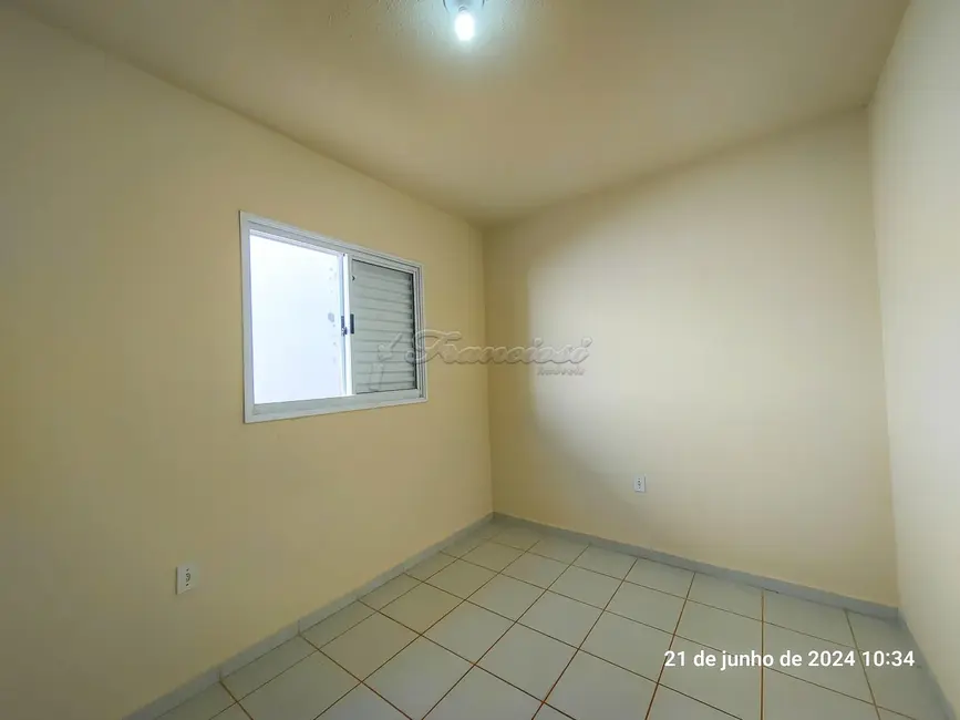 Casa com 2 quartos para alugar, 150m2 em Itapetininga - SP - imagem 4 Foto 4 de Casa com 2 quartos para alugar, 150m2 em Itapetininga - SP