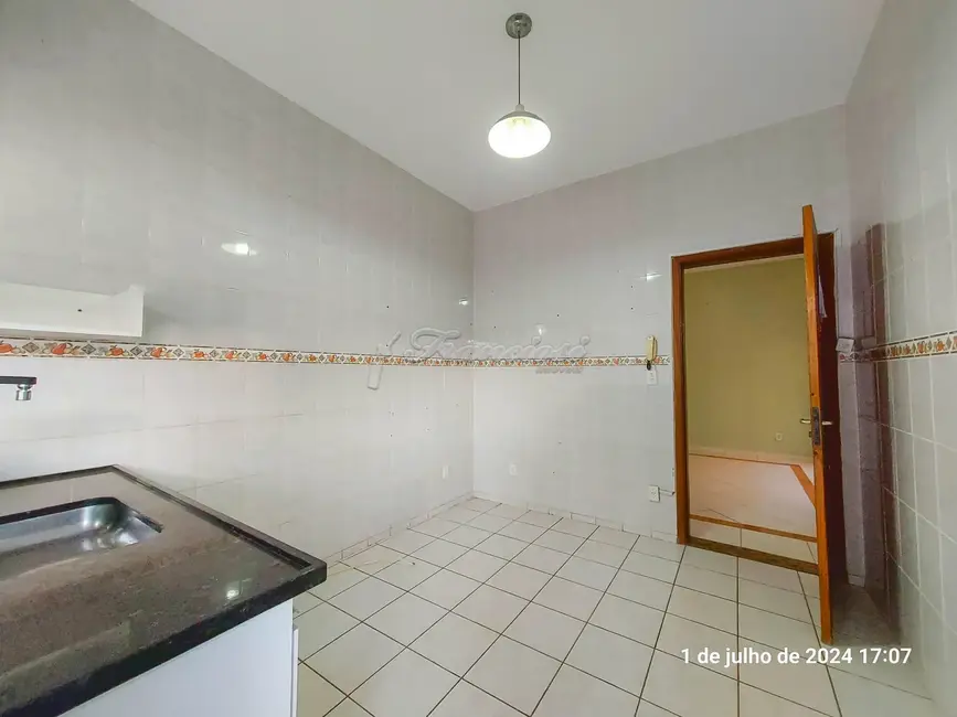 Casa com 4 quartos para alugar, 600m2 em Itapetininga - SP - imagem 5 Foto 5 de Casa com 4 quartos para alugar, 600m2 em Itapetininga - SP