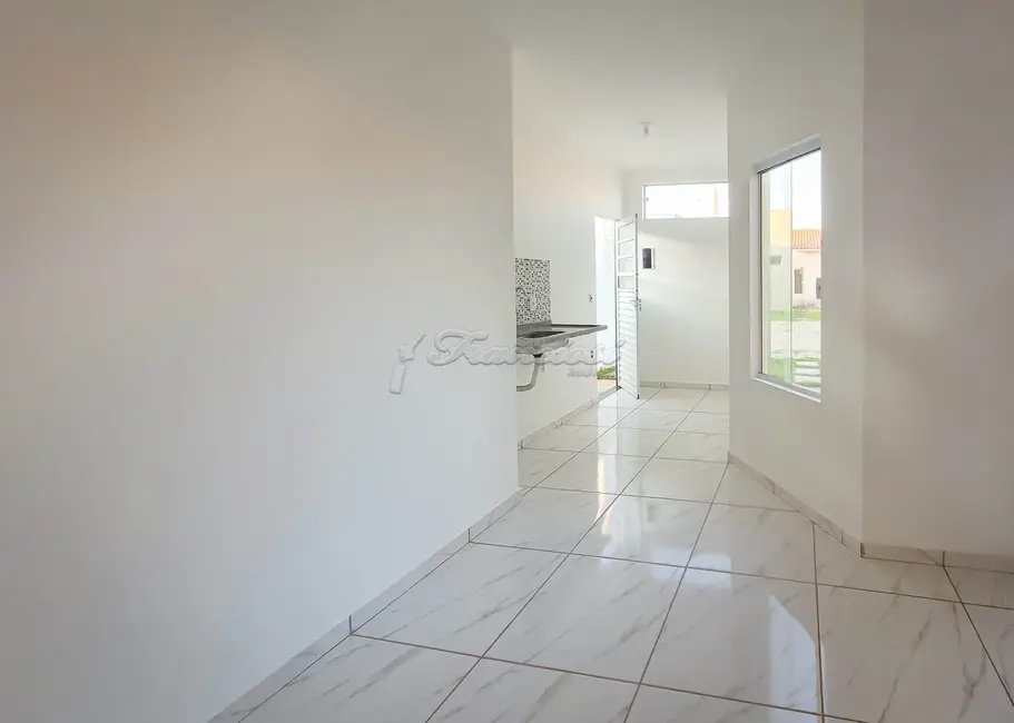 Casa de Condomínio com 2 quartos à venda, 51m2 em Jardim Bela Vista, Itapetininga - SP - imagem 2 Foto 2 de Casa de Condomínio com 2 quartos à venda, 51m2 em Jardim Bela Vista, Itapetininga - SP