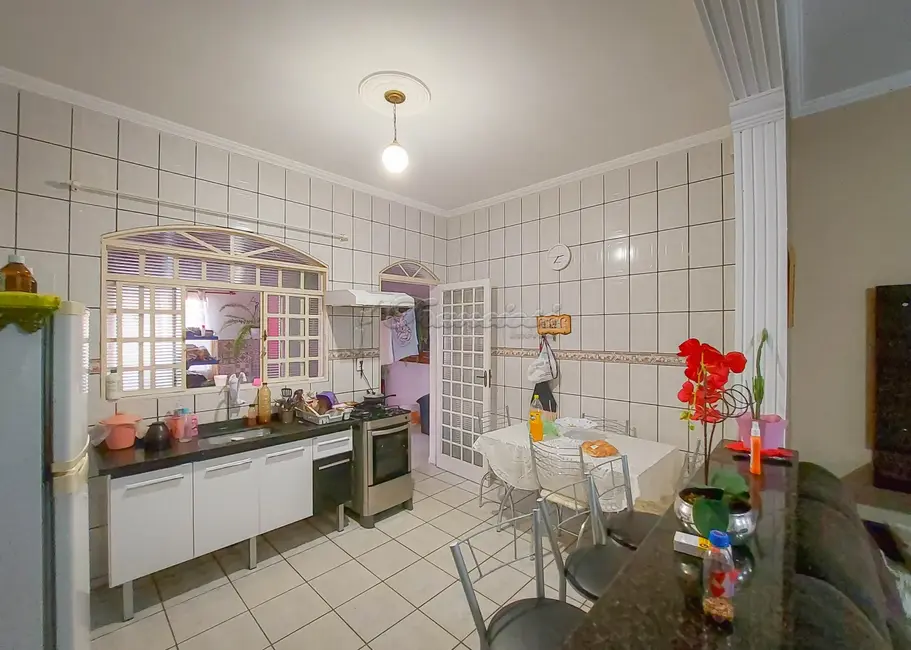 Casa com 3 quartos à venda, 70m2 em Central Parque 4-L, Itapetininga - SP - imagem 4 Foto 4 de Casa com 3 quartos à venda, 70m2 em Central Parque 4-L, Itapetininga - SP