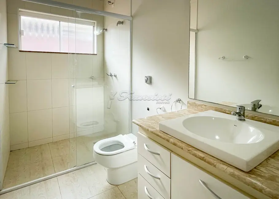 Casa de Condomínio com 3 quartos à venda, 198m2 em Jardim Marabá, Itapetininga - SP - imagem 8 Foto 8 de Casa de Condomínio com 3 quartos à venda, 198m2 em Jardim Marabá, Itapetininga - SP