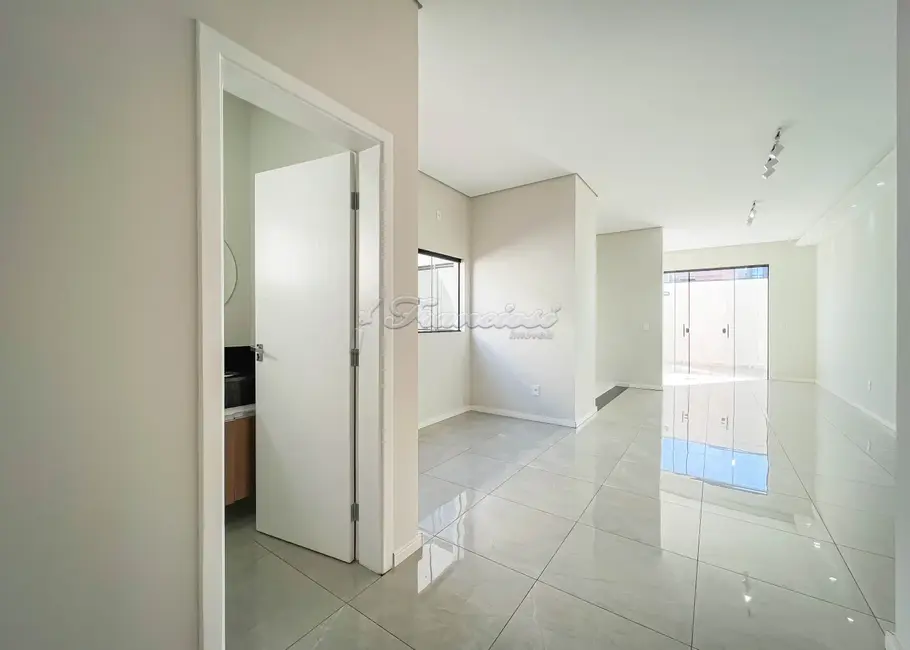 Foto 1 de Casa de Condomínio com 3 quartos à venda, 186m2 em Terras de Santo Antônio, Itapetininga - SP