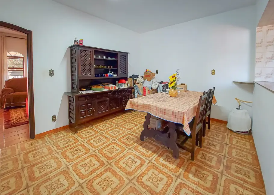 Casa com 3 quartos à venda, 183m2 em Parque Atenas do Sul, Itapetininga - SP - imagem 5 Foto 5 de Casa com 3 quartos à venda, 183m2 em Parque Atenas do Sul, Itapetininga - SP