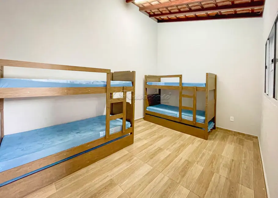 Chácara com 2 quartos à venda, 125m2 em Jardim Monte Santo, Itapetininga - SP - imagem 4 Foto 4 de Chácara com 2 quartos à venda, 125m2 em Jardim Monte Santo, Itapetininga - SP