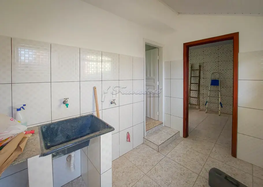 Foto 7 de Casa com 3 quartos à venda, 155m2 em Vila Santana, Itapetininga - SP