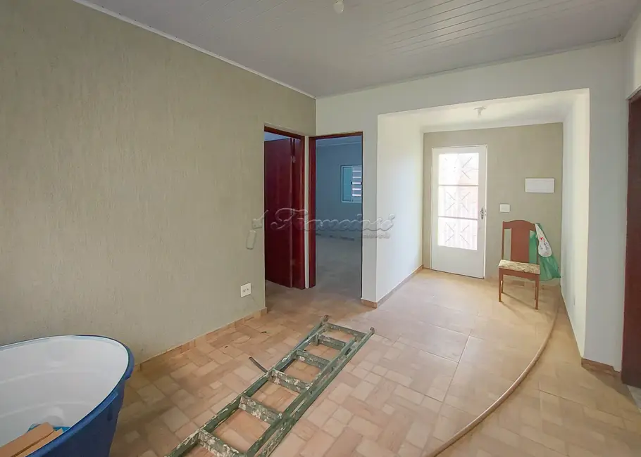 Foto 3 de Casa com 3 quartos à venda, 155m2 em Vila Santana, Itapetininga - SP
