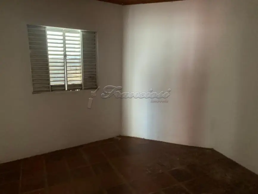 Prédio Inteiro para alugar, 1200m2 em Parque Marajoara, Tatui - SP - imagem 9 Foto 9 de Prédio Inteiro para alugar, 1200m2 em Parque Marajoara, Tatui - SP