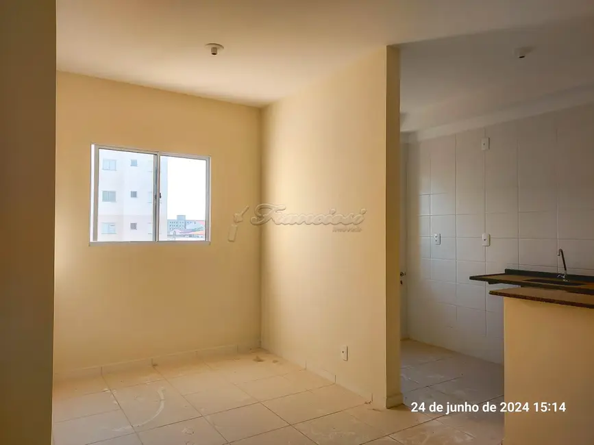 Foto 2 de Apartamento com 2 quartos para alugar, 44m2 em Itapetininga - SP