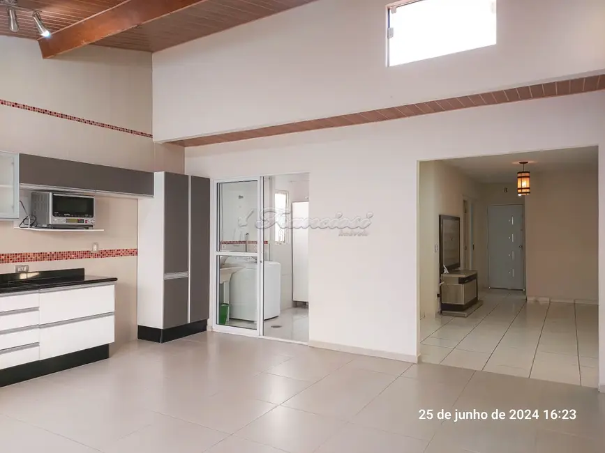 Casa de Condomínio com 2 quartos à venda, 106m2 em Vila Progresso, Itapetininga - SP - imagem 8 Foto 8 de Casa de Condomínio com 2 quartos à venda, 106m2 em Vila Progresso, Itapetininga - SP