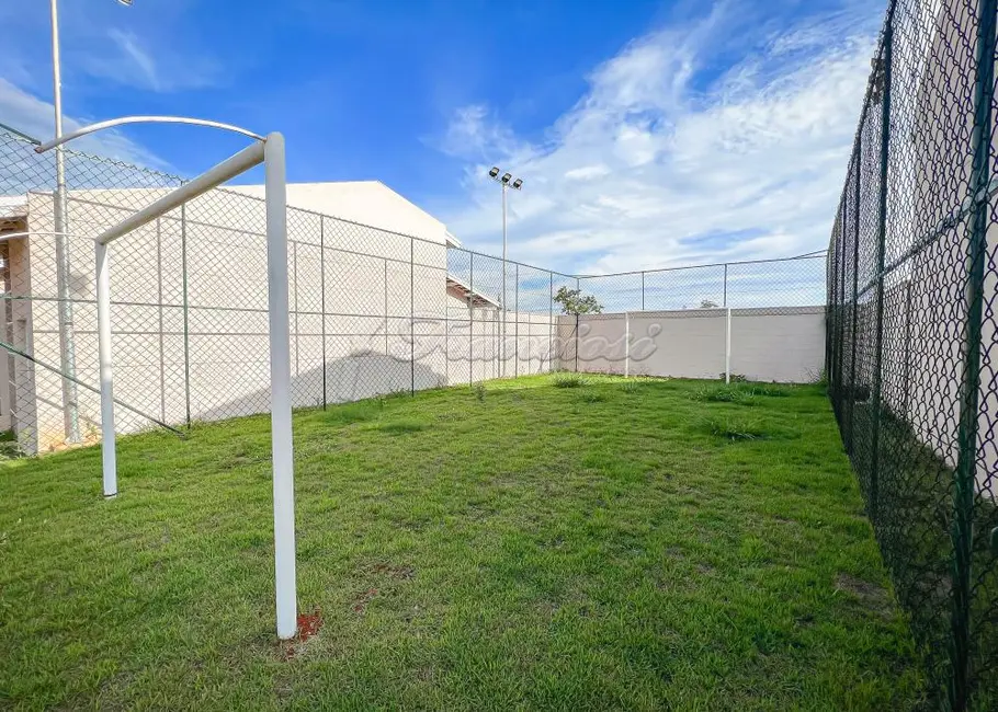 Casa de Condomínio com 2 quartos à venda, 48m2 em Itapetininga - SP - imagem 4 Foto 4 de Casa de Condomínio com 2 quartos à venda, 48m2 em Itapetininga - SP