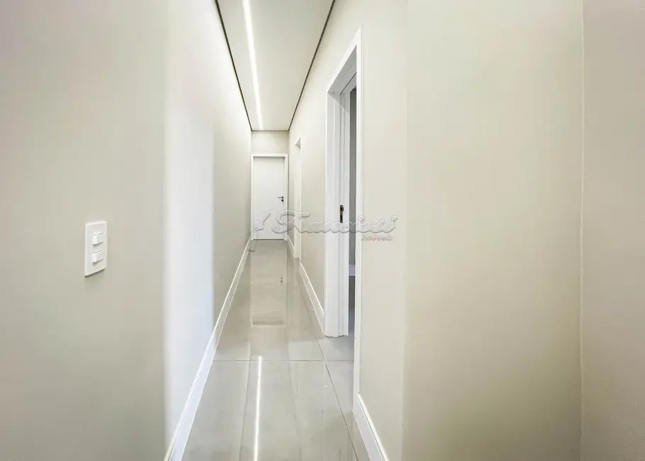 Casa de Condomínio à venda, 187m2 em Terras de Santo Antônio, Itapetininga - SP - imagem 7 Foto 7 de Casa de Condomínio à venda, 187m2 em Terras de Santo Antônio, Itapetininga - SP