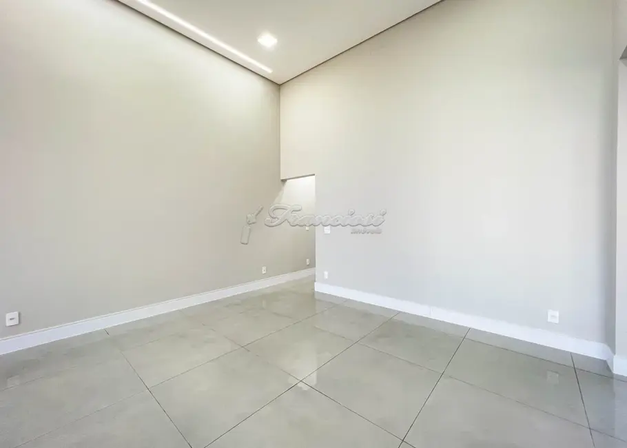 Casa de Condomínio à venda, 187m2 em Terras de Santo Antônio, Itapetininga - SP - imagem 8 Foto 8 de Casa de Condomínio à venda, 187m2 em Terras de Santo Antônio, Itapetininga - SP