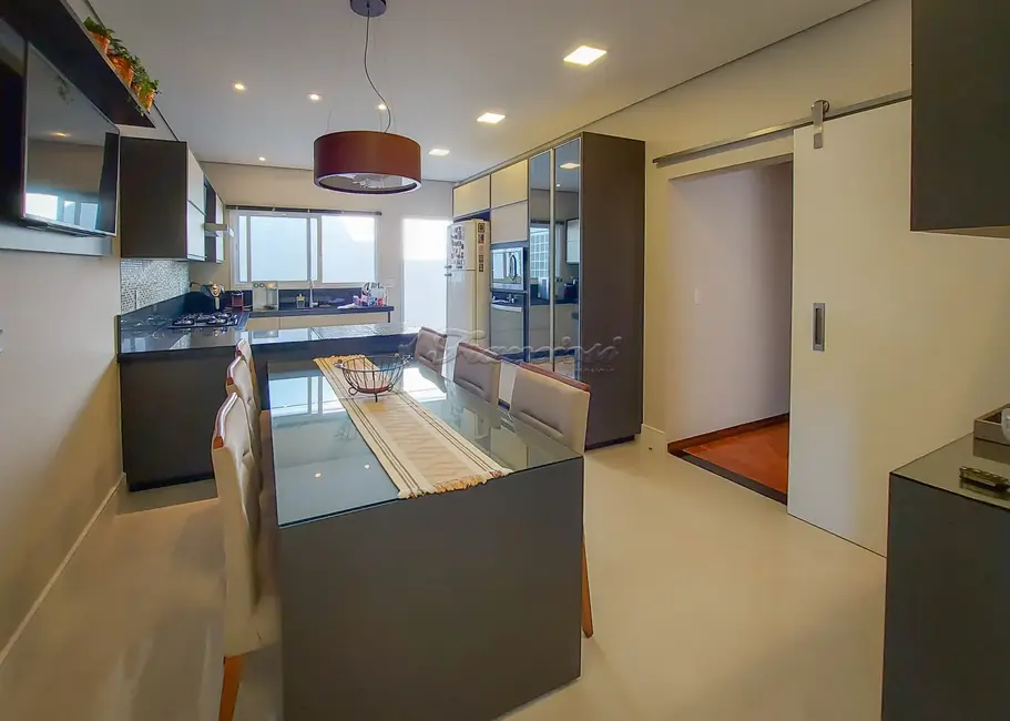 Casa com 3 quartos à venda, 174m2 em Vila Barth, Itapetininga - SP - imagem 9 Foto 9 de Casa com 3 quartos à venda, 174m2 em Vila Barth, Itapetininga - SP