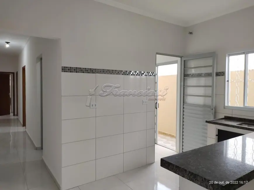 Foto 5 de Casa com 3 quartos para alugar, 96m2 em Jardim Brasil, Itapetininga - SP