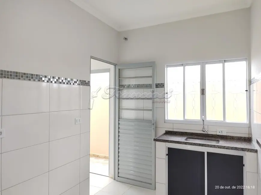 Foto 6 de Casa com 3 quartos para alugar, 96m2 em Jardim Brasil, Itapetininga - SP