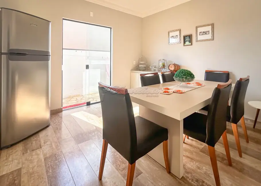 Casa de Condomínio com 3 quartos à venda, 225m2 em Jardim Colombo, Itapetininga - SP - imagem 5 Foto 5 de Casa de Condomínio com 3 quartos à venda, 225m2 em Jardim Colombo, Itapetininga - SP