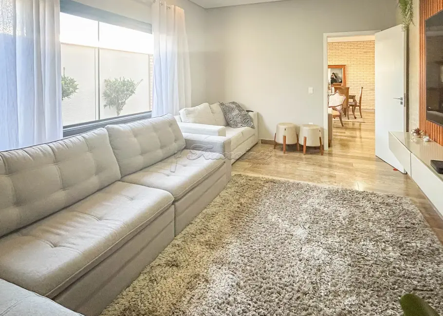 Foto 2 de Casa de Condomínio com 3 quartos à venda, 225m2 em Jardim Colombo, Itapetininga - SP
