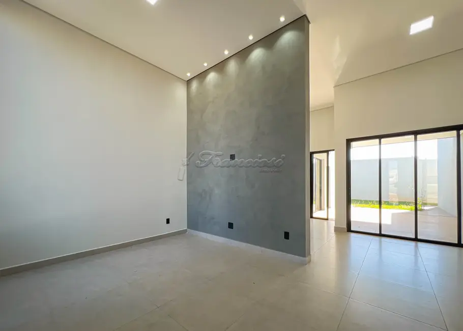 Foto 4 de Casa de Condomínio à venda, 164m2 em Terras de Santo Antônio, Itapetininga - SP